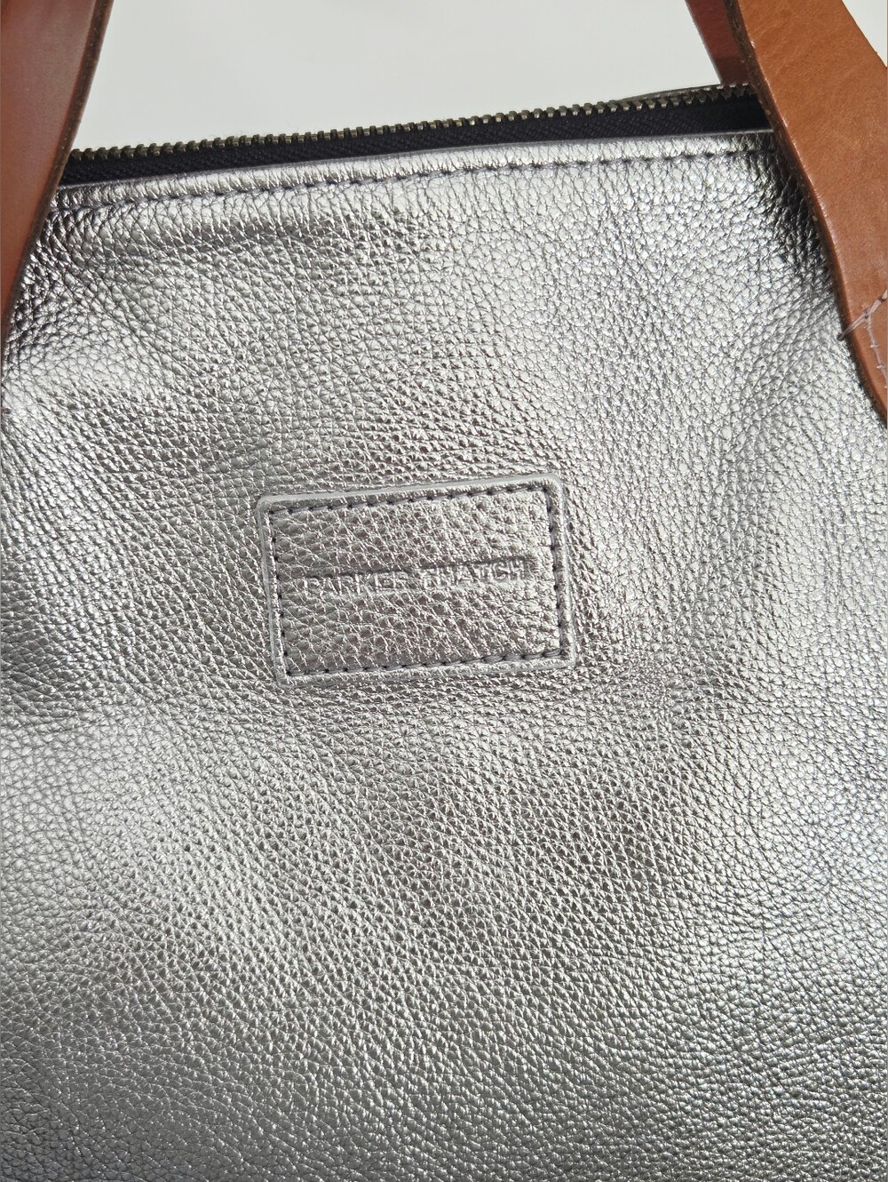 EXCELLENT PARKER THATCH CHARLIE BAG - LEATHER STARDUST - Picture 2 of 8